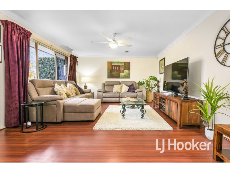 10 Nuzla Court, Hampton Park VIC 3976