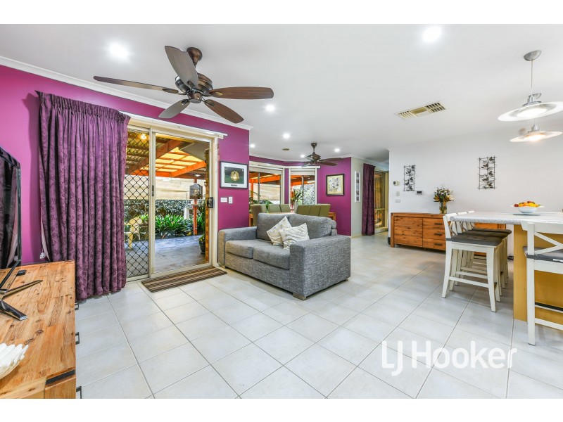 10 Nuzla Court, Hampton Park VIC 3976