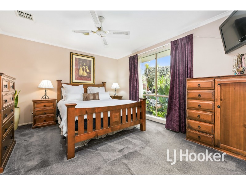 10 Nuzla Court, Hampton Park VIC 3976