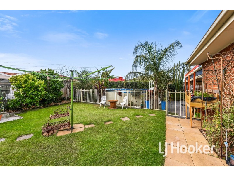 10 Nuzla Court, Hampton Park VIC 3976