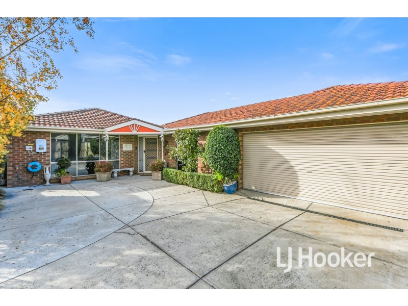 10 Nuzla Court, Hampton Park VIC 3976