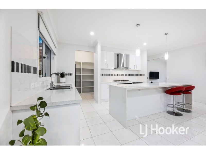 22 Unison Drive, Clyde VIC 3978