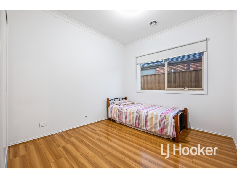 22 Unison Drive, Clyde VIC 3978