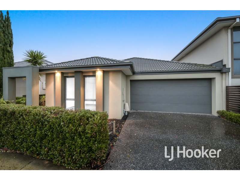 17 Meridian Circuit, Berwick VIC 3806