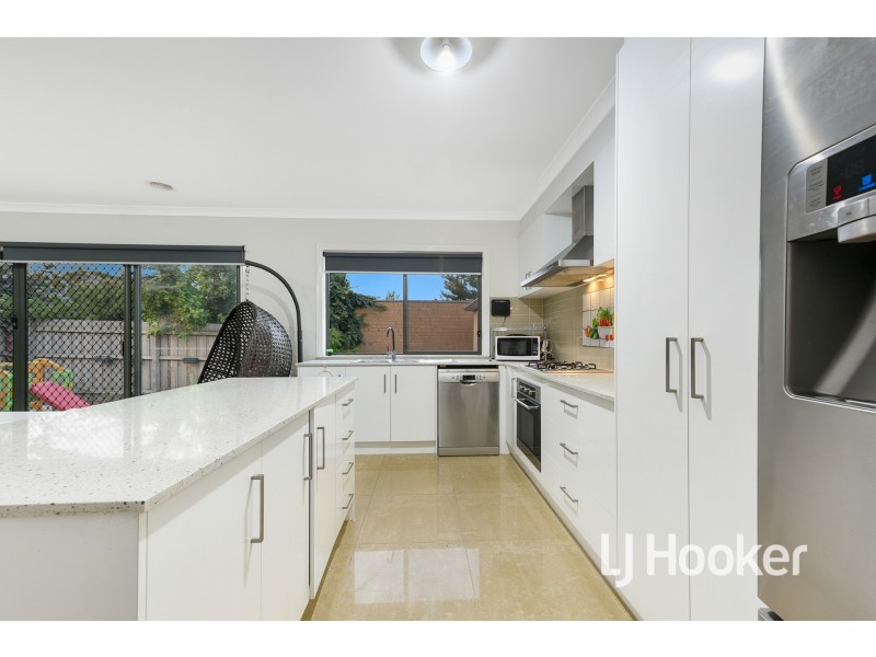 3/10 Hayes Road, Hampton Park VIC 3976