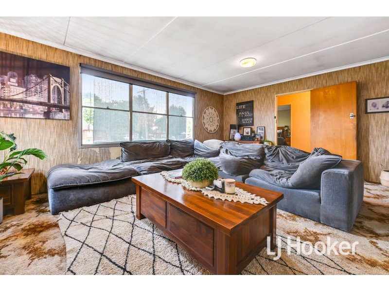 34 Conferta Crescent, Doveton VIC 3177