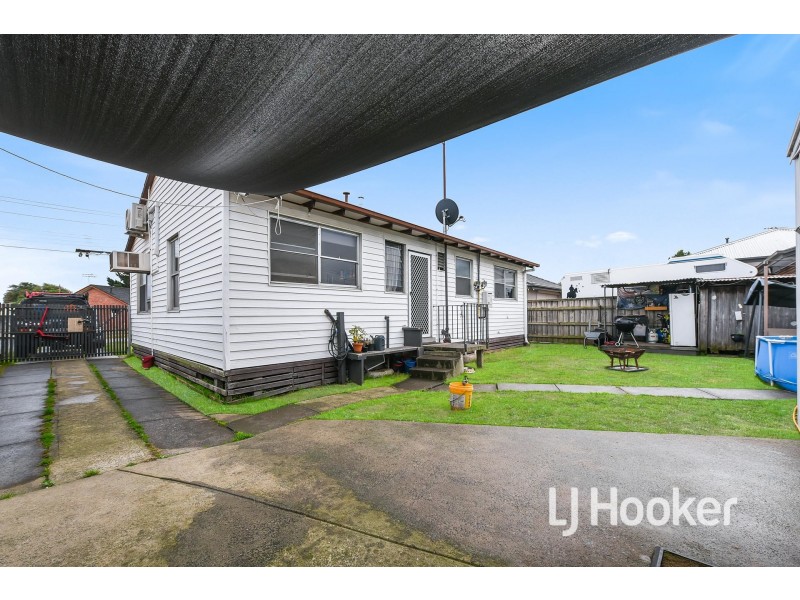 34 Conferta Crescent, Doveton VIC 3177