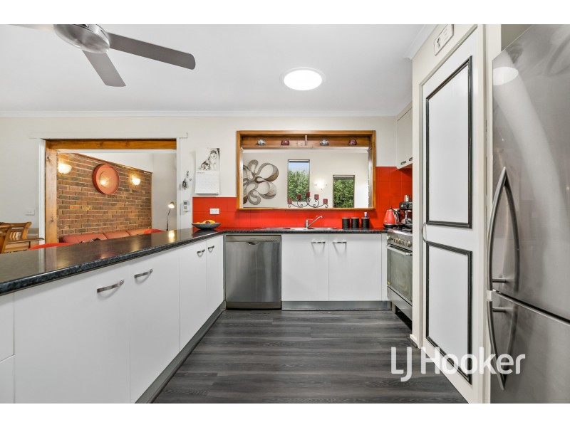 52 Fordholm Road, Hampton Park VIC 3976