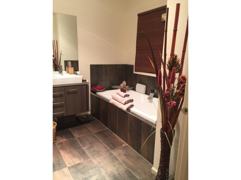 26 Island Circuit, Lyndhurst VIC 3975