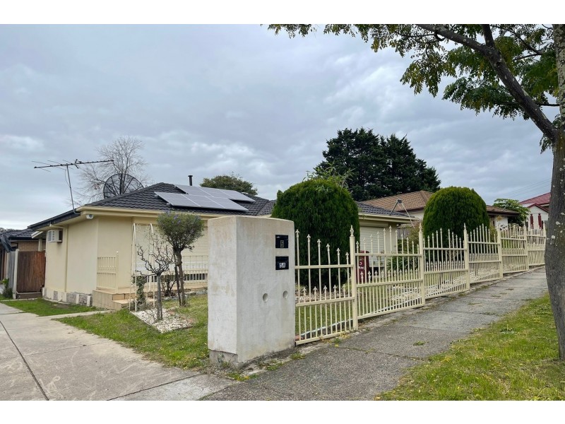 5 Strong Drive, Hampton Park VIC 3976