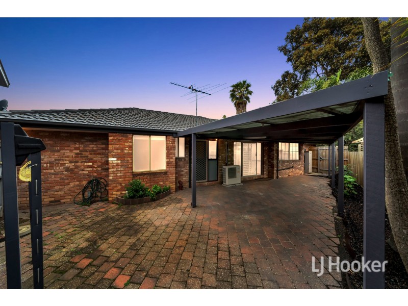 6 Ambleside Crescent, Berwick VIC 3806