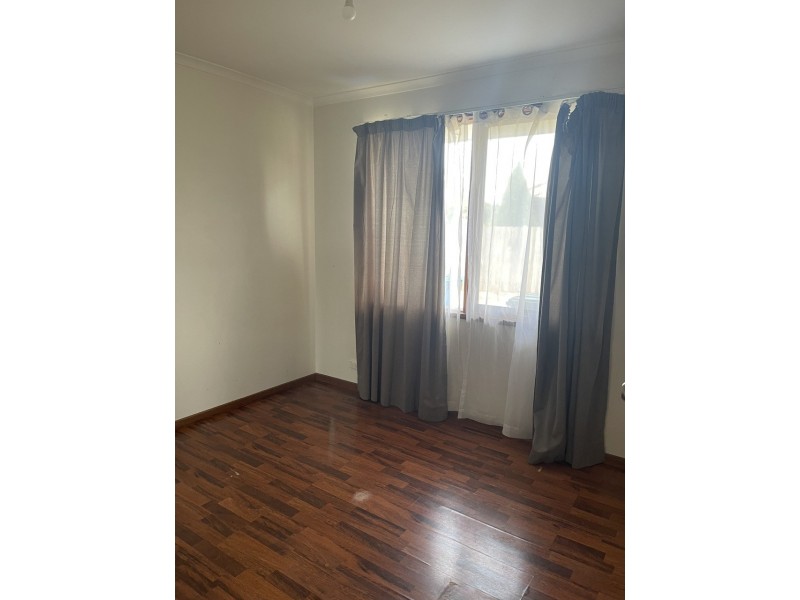 17 Narellan Drive, Hampton Park VIC 3976