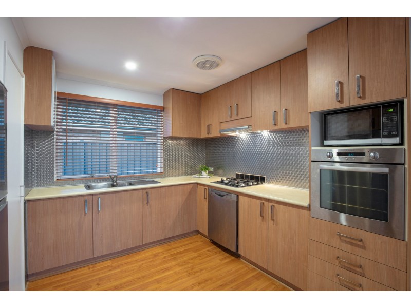 47 Cumberland Chase, Hampton Park VIC 3976