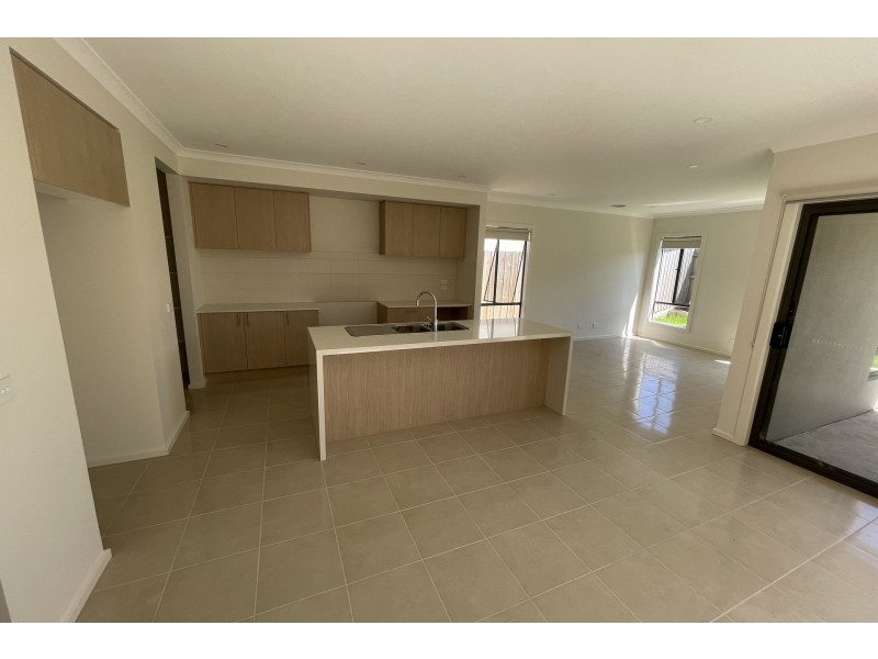 Lot 387, 6 Maserati Way, Cranbourne East VIC 3977