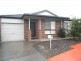 25/11 Hawk Avenue, Pakenham VIC 3810