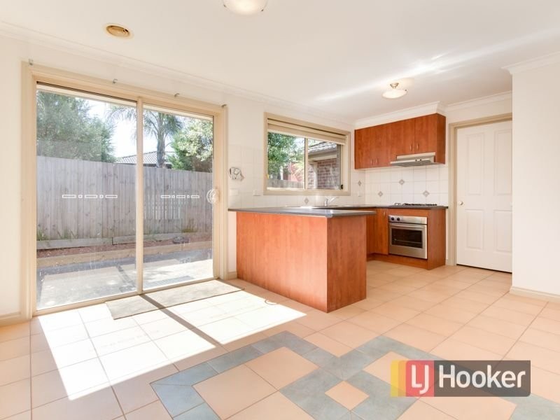 4 Breydon Place, Hampton Park VIC 3976