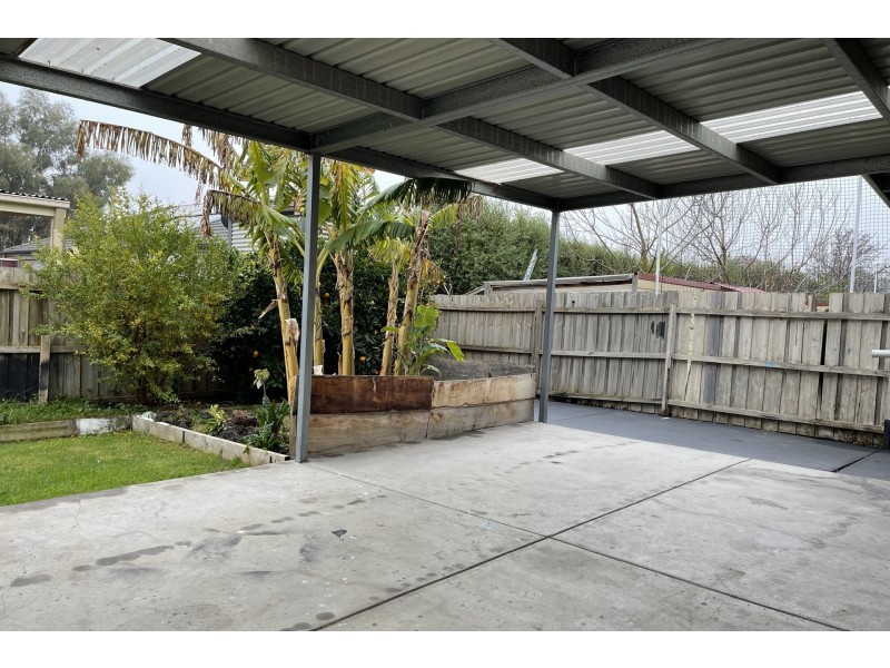 24 Astley Wynd, Lynbrook VIC 3975