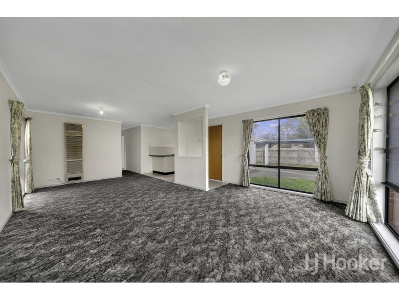 14 Branton Drive, Hampton Park VIC 3976