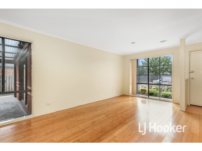 10 The Retreat, Hampton Park VIC 3976