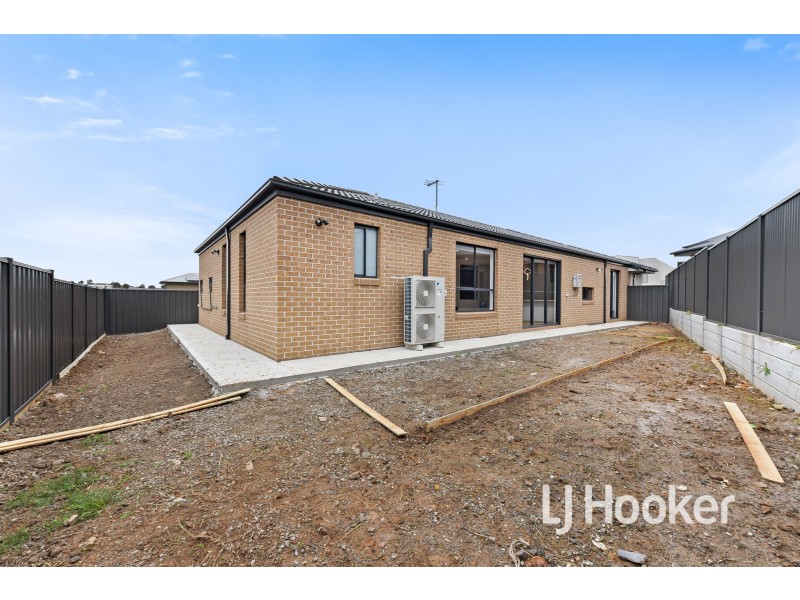 68 Marlborough Road, Berwick VIC 3806