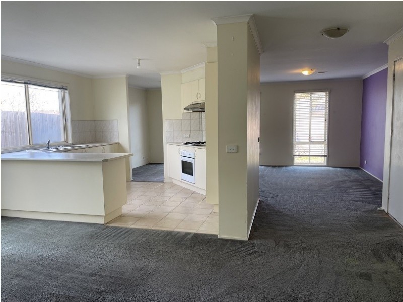 3 Woodside Close, Hampton Park VIC 3976