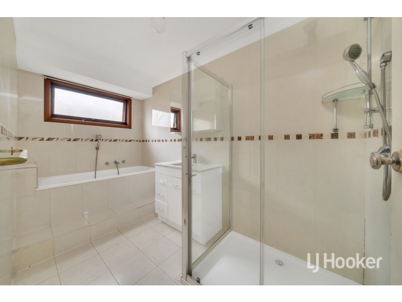 43 The Grange, Hampton Park VIC 3976