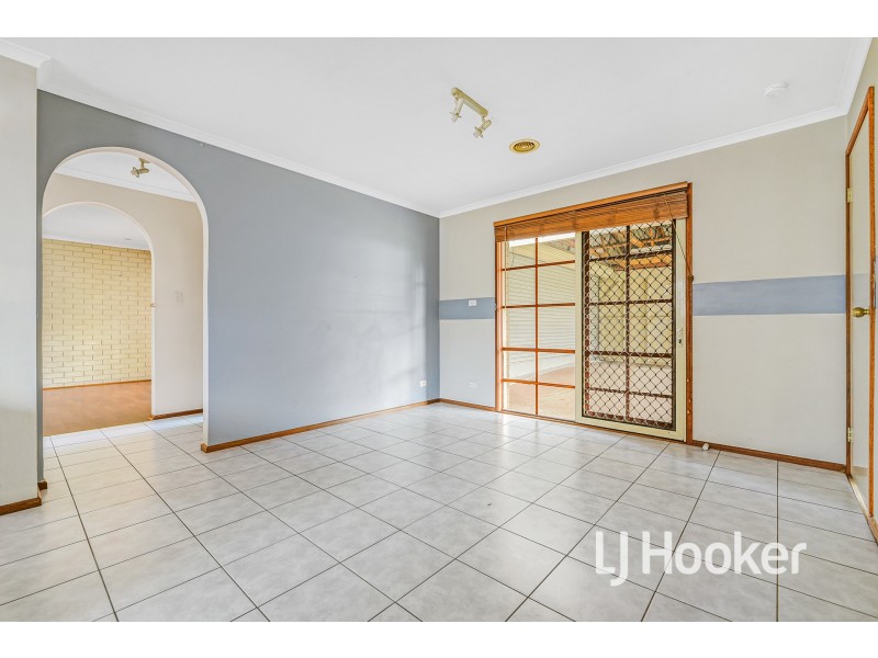 31 Woodlands Crescent, Narre Warren VIC 3805