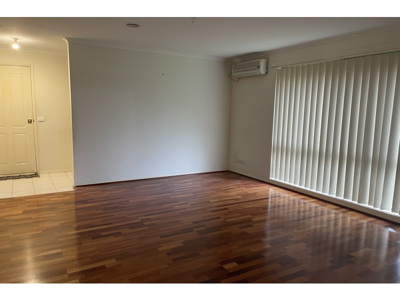 9 Olive Road, Hampton Park VIC 3976