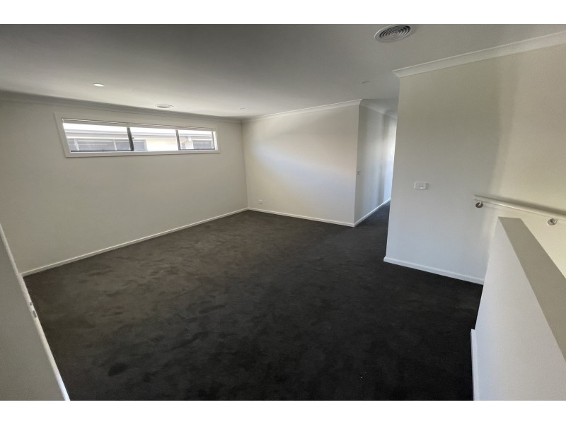 Lot 380, 5 Haflinger Avenue, Cranbourne East VIC 3977