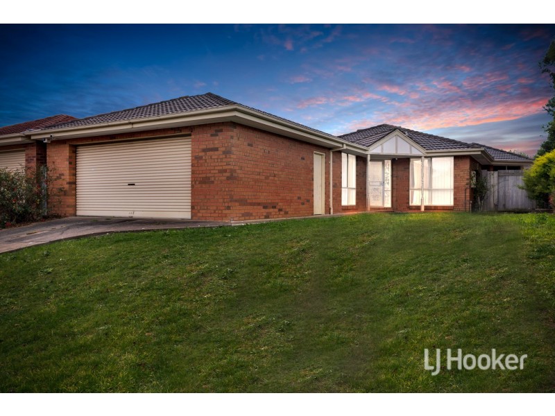 12 Shaftsbury Avenue, Berwick VIC 3806