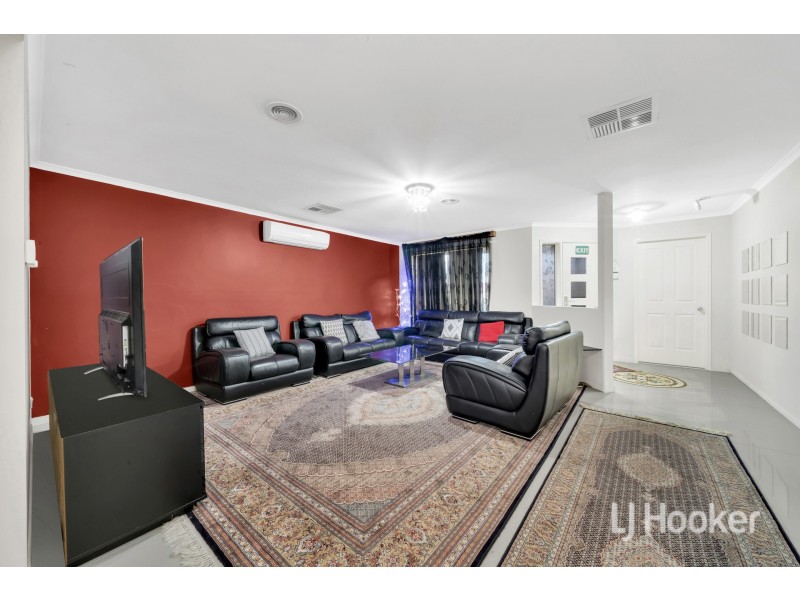 12 Shaftsbury Avenue, Berwick VIC 3806