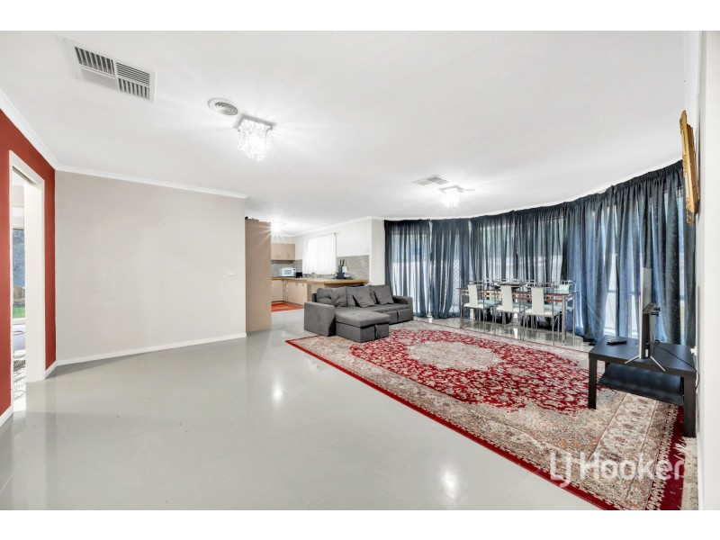 12 Shaftsbury Avenue, Berwick VIC 3806