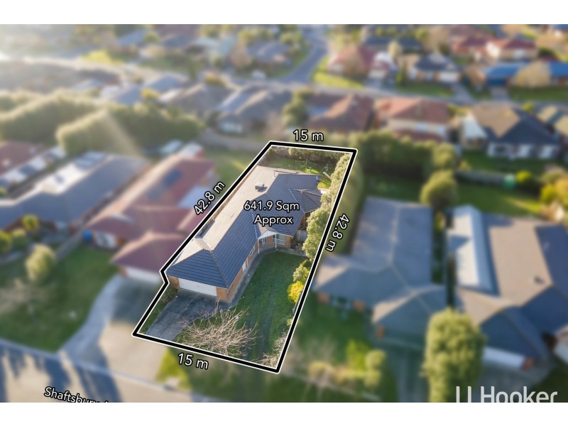 12 Shaftsbury Avenue, Berwick VIC 3806