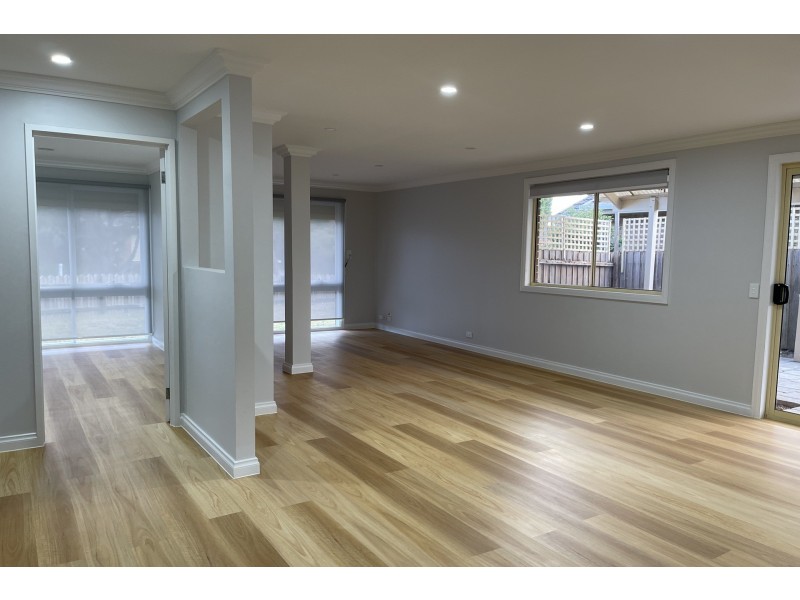 19 Beckington Crescent, Hampton Park VIC 3976