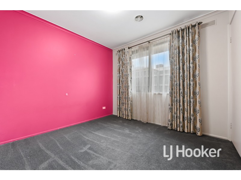 133 Oaktree Drive, Hampton Park VIC 3976