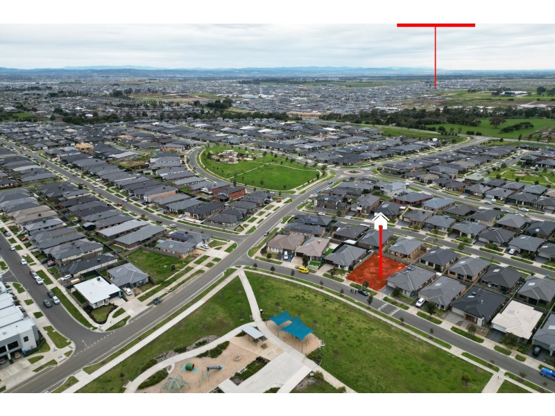 30 Warralily Avenue, Clyde VIC 3978