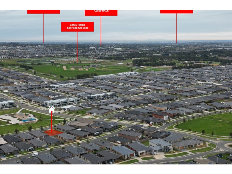 30 Warralily Avenue, Clyde VIC 3978