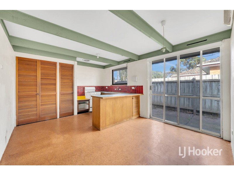 15 Lorna Street, Cranbourne VIC 3977