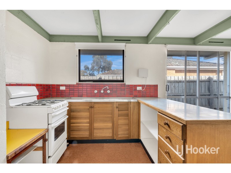 15 Lorna Street, Cranbourne VIC 3977