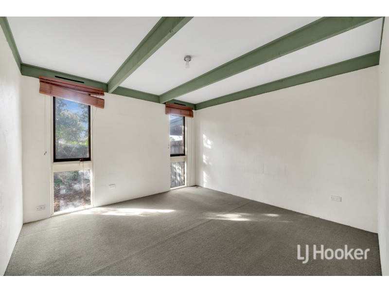 15 Lorna Street, Cranbourne VIC 3977