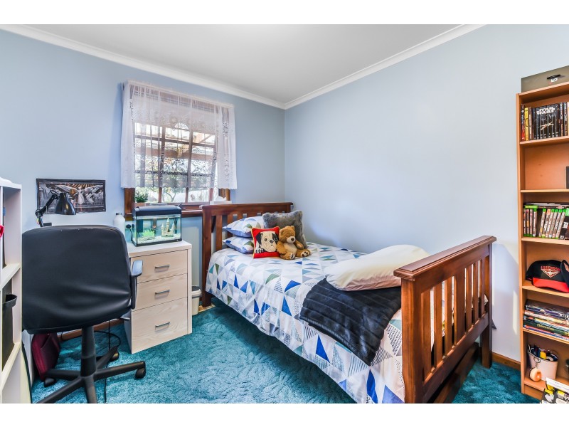21 Green Valley Crescent, Hampton Park VIC 3976
