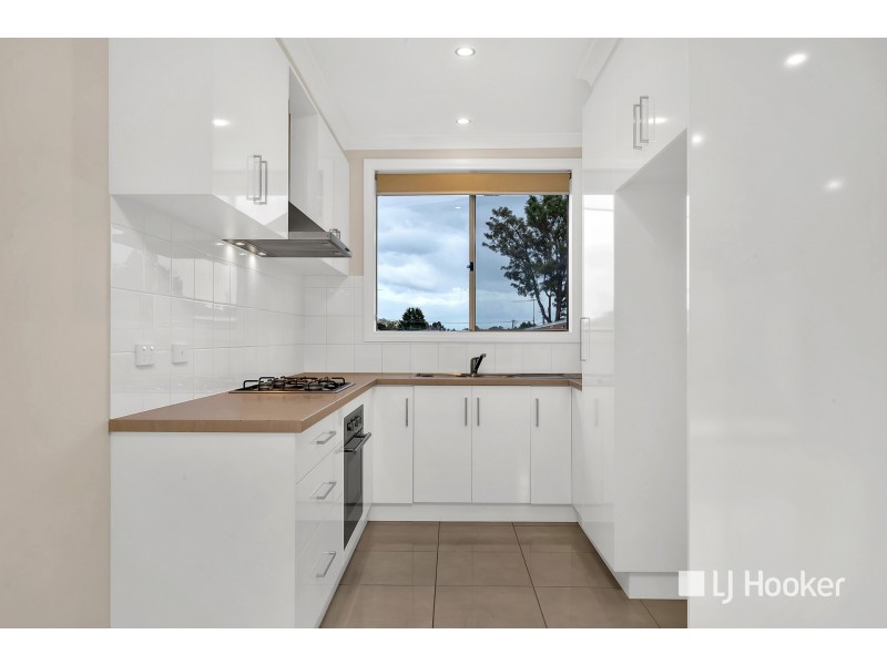 1 Gleneadie Close, Hampton Park VIC 3976