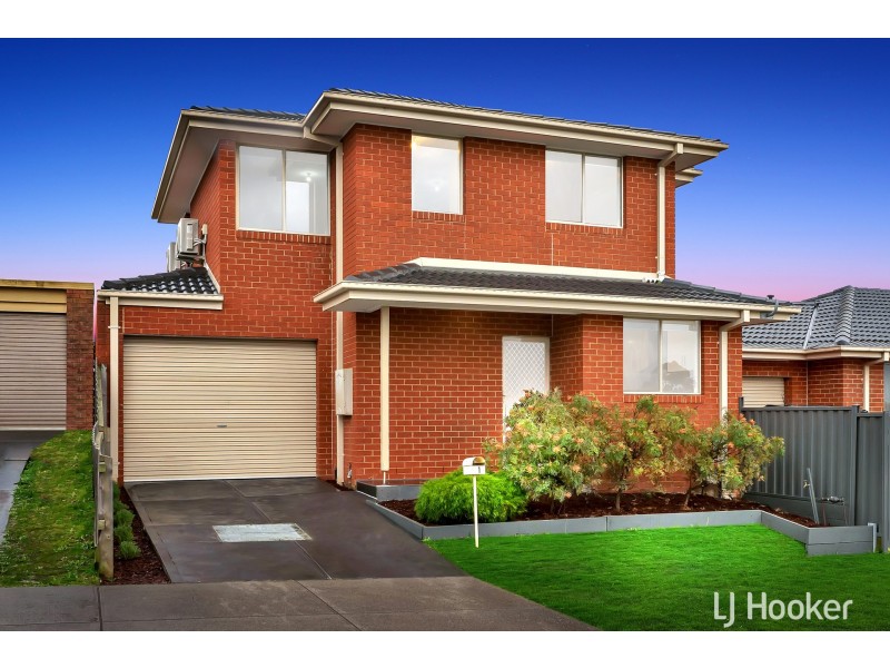 1 Gleneadie Close, Hampton Park VIC 3976