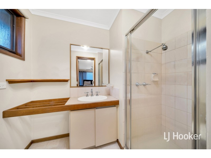 12 Adam Court, Pakenham VIC 3810