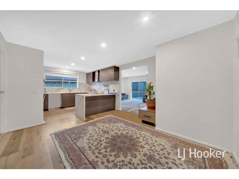 9 Trawalla Court, Hampton Park VIC 3976
