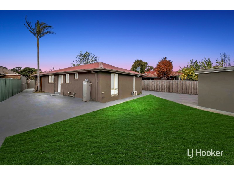 9 Trawalla Court, Hampton Park VIC 3976