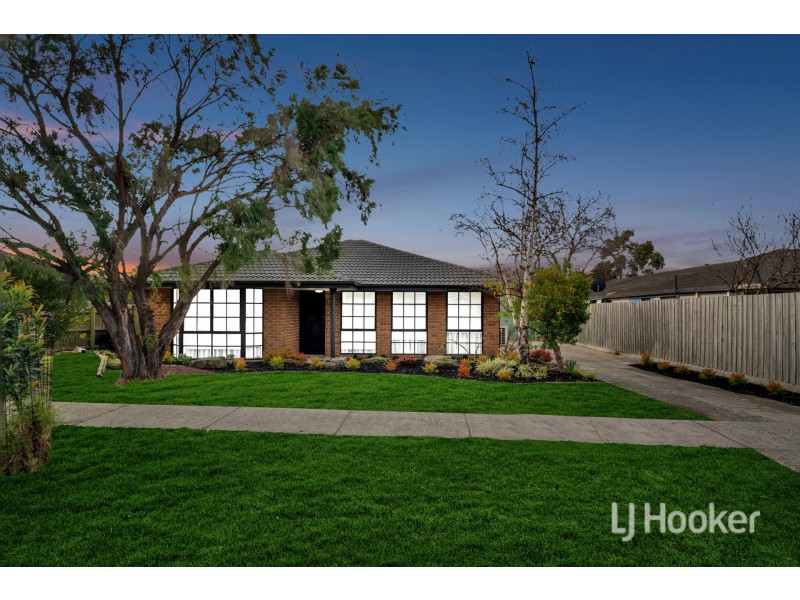 53 Pound Road, Hampton Park VIC 3976