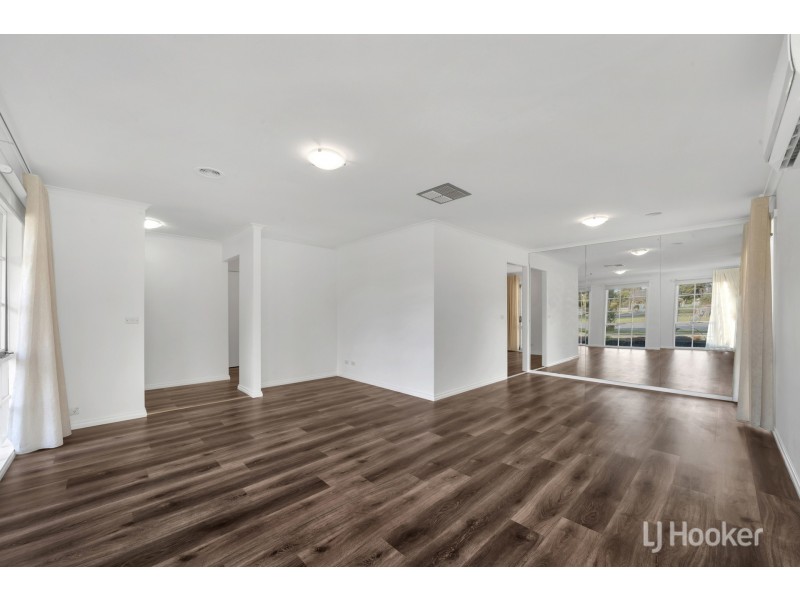 53 Pound Road, Hampton Park VIC 3976