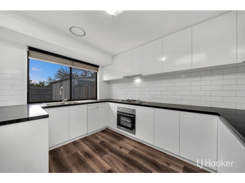 53 Pound Road, Hampton Park VIC 3976