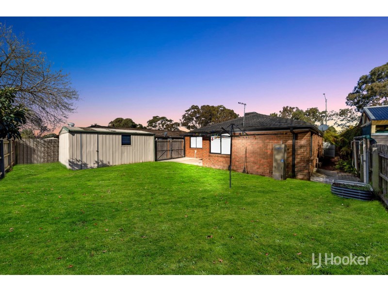 53 Pound Road, Hampton Park VIC 3976